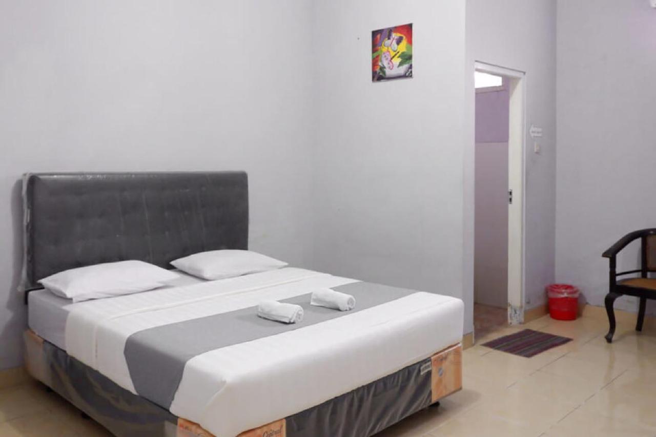 Almaidah Jogjakarta Redpartner Hotel Yogyakarta