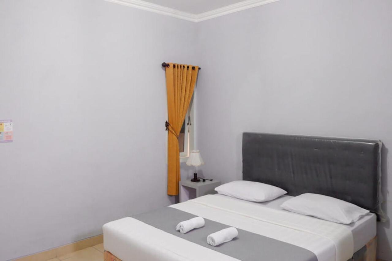 Almaidah Jogjakarta Redpartner Hotel Yogyakarta